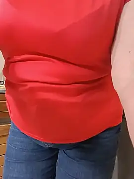 Vicky Rosse online show from August 4, 2026, 7:29 pm