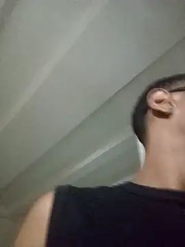 Snapshot of mellow_smoke chatting on March 3, 2026, 5:47 am mellow smoke online show from March 3, 2026, 5:47 am