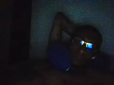 Snapshot of mellow_smoke chatting on March 6, 2026, 11:44 pm mellow smoke online show from March 6, 2026, 11:44 pm