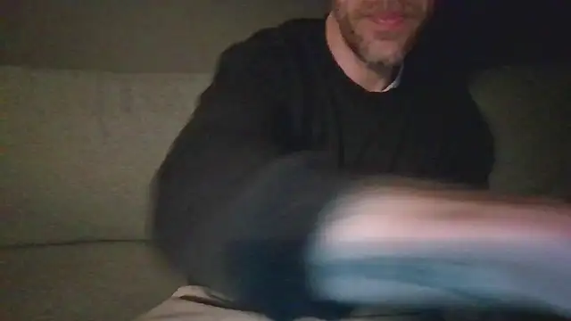 Snapshot of Stock-Holmes chatting on November 1, 2025, 3:13 am Stock-Holmes online show from November 1, 2025, 3:13 am