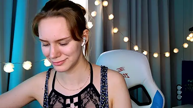 Ramona    online show from March 7, 2025, 12:45 pm