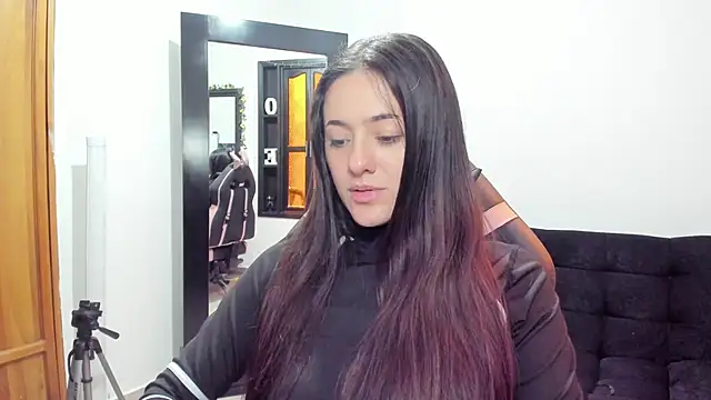 NoahWilliams  online show from March 5, 2025, 5:39 pm