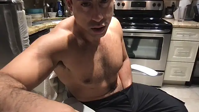 BigGuyMuscle online show from August 5, 2026, 12:59 am