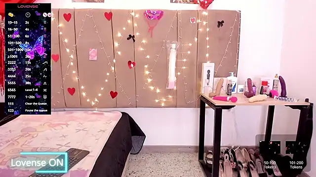 Zaly mature online show from October 28, 2025, 12:11 am