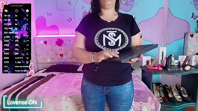Zaly mature online show from June 16, 2026, 9:59 pm