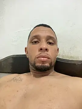 Snapshot of Mill19 chatting on October 1, 2025, 10:02 pm Mill19 online show from October 1, 2025, 10:02 pm