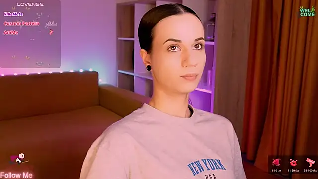 Snapshot of ItsAlisia chatting on July 15, 2026, 1:18 pm ItsAlisia online show from July 15, 2026, 1:18 pm