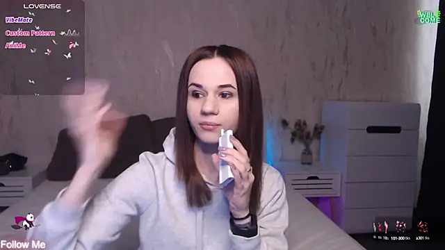 ItsAlisia online show from March 18, 2025, 6:39 am