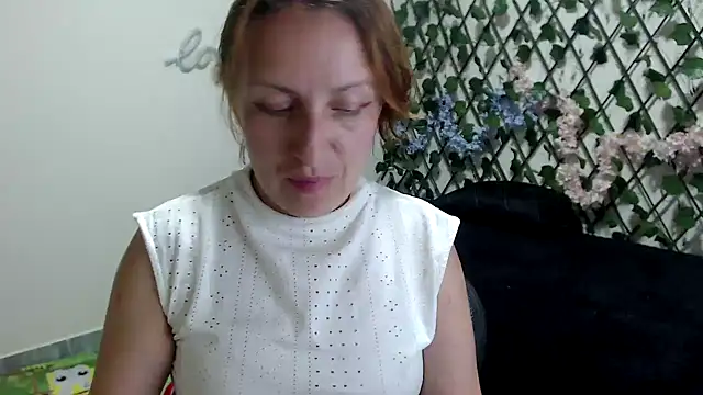 Snapshot of kittykalor09 chatting on June 6, 2026, 3:56 am kittykalor09 online show from June 6, 2026, 3:56 am