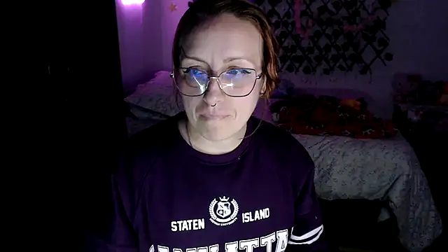 kittykalor09 online show from February 14, 2026, 3:18 am