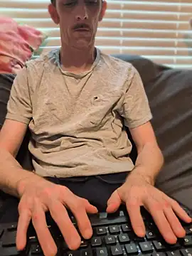 Snapshot of ednygma18626 chatting on July 11, 2026, 5:57 pm ednygma18626 online show from July 11, 2026, 5:57 pm