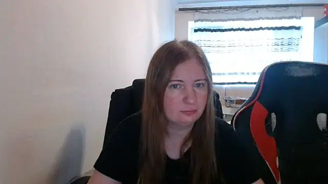 PeterAndJen online show from July 29, 2026, 4:44 am