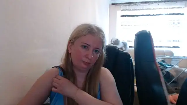 PeterAndJen online show from June 27, 2026, 12:22 pm