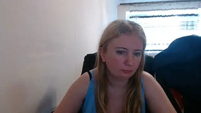 PeterAndJen online show from June 27, 2026, 5:57 am