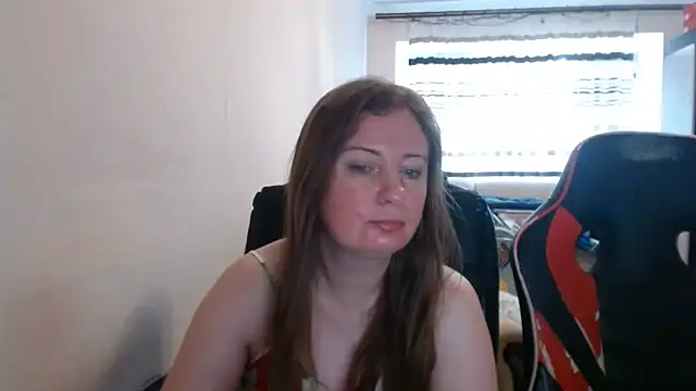 PeterAndJen online show from July 3, 2026, 5:36 am