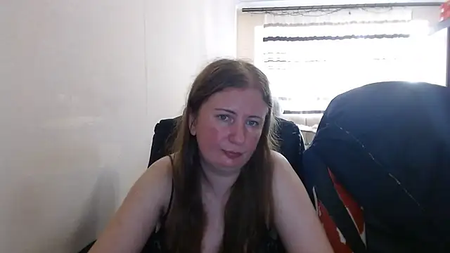 PeterAndJen online show from July 15, 2026, 5:53 pm