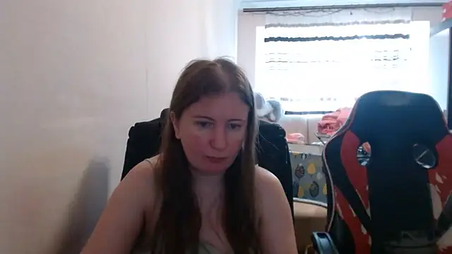PeterAndJen online show from July 14, 2026, 10:21 am
