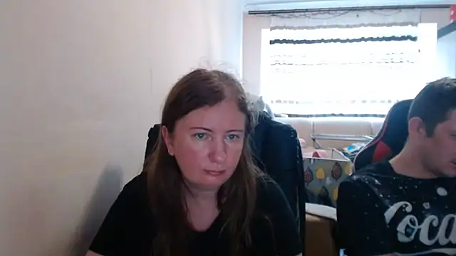 PeterAndJen online show from July 28, 2026, 12:48 pm