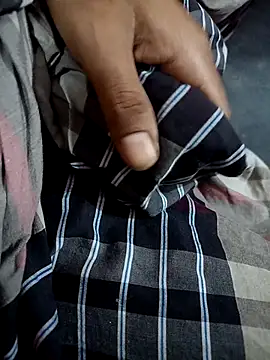 Lover choice online show from October 22, 2025, 4:39 pm