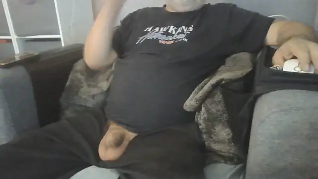 Naturistmale45 online show from June 5, 2026, 5:51 pm