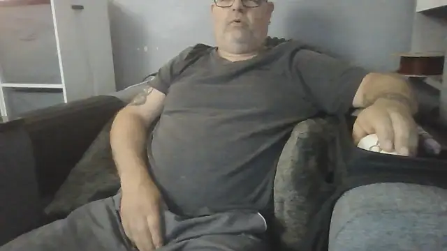 Naturistmale45 online show from July 2, 2026, 7:36 am