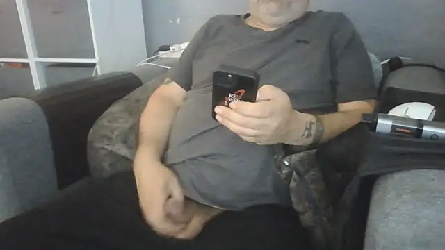 Naturistmale45 online show from June 16, 2026, 10:59 am
