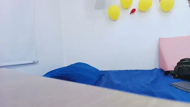 timkerbell  online show from October 6, 2025, 7:14 pm