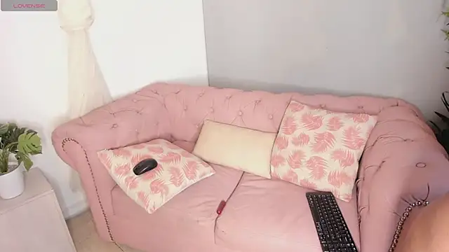 Snooky Clinton online show from October 10, 2025, 12:55 am