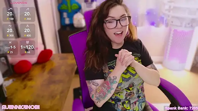 JennKenobi online show from March 3, 2025, 3:32 pm