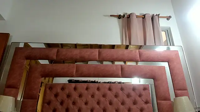 briana wonder69xxx online show from November 25, 2025, 2:39 pm