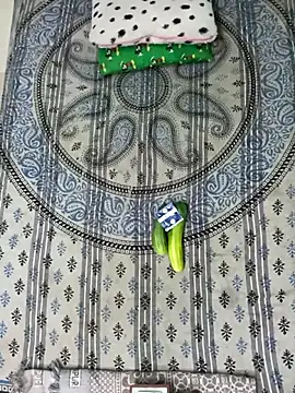 PrabV0319 online show from November 5, 2025, 6:44 pm