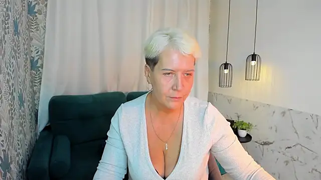 Snapshot of KathySunn chatting on March 18, 2026, 1:13 pm KathySunn online show from March 18, 2026, 1:13 pm