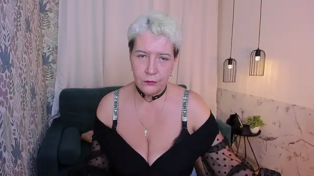 Snapshot of KathySunn chatting on March 1, 2026, 1:22 pm KathySunn online show from March 1, 2026, 1:22 pm