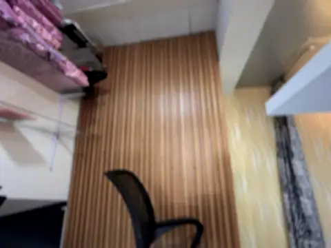 Ambar pe  online show from September 11, 2025, 7:25 pm