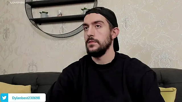 Snapshot of Dylan_Best chatting on February 7, 2026, 10:51 pm Dylan Best online show from February 7, 2026, 10:51 pm