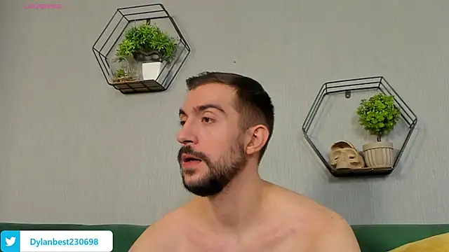 Dylan Best online show from September 8, 2025, 11:26 pm