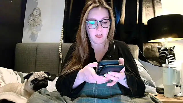 short sweetpea online show from March 23, 2026, 6:57 am