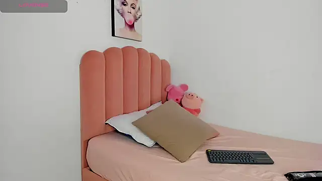 julieth sanz online show from March 20, 2025, 11:05 am