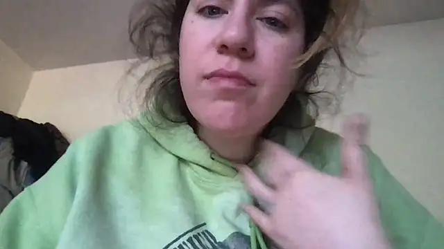 HYPHYtype online show from October 11, 2025, 4:41 pm