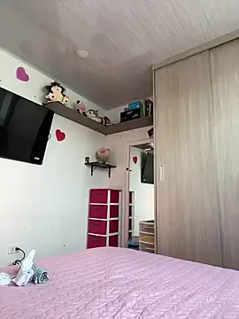 Lucy Marin online show from March 18, 2025, 3:33 pm