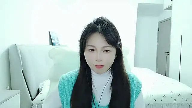 Snapshot of Sunset_glow chatting on March 7, 2026, 2:00 pm Sunset glow online show from March 7, 2026, 2:00 pm