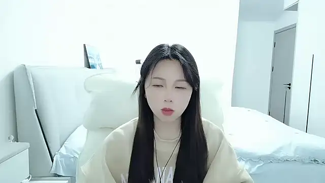 Snapshot of Sunset_glow chatting on March 15, 2026, 10:00 am Sunset glow online show from March 15, 2026, 10:00 am