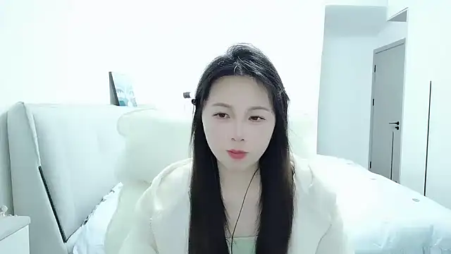 Snapshot of Sunset_glow chatting on March 25, 2026, 12:37 pm Sunset glow online show from March 25, 2026, 12:37 pm