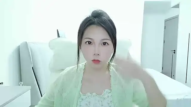 Sunset glow online show from September 30, 2025, 7:58 am