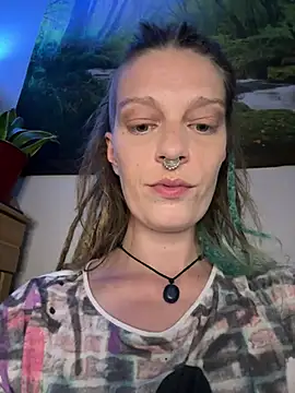 MenaDreadfull online show from June 26, 2026, 5:08 pm