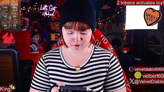 VelvetDiablo online show from September 29, 2025, 11:54 pm