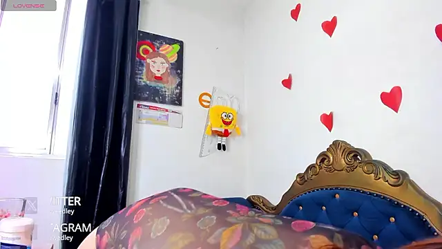 Snapshot of MaryJaneDove chatting on March 10, 2026, 9:30 pm MaryJaneDove online show from March 10, 2026, 9:30 pm