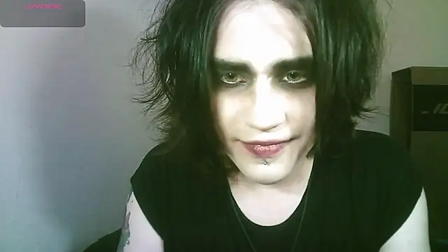 Snapshot of sademobeer chatting on July 15, 2026, 10:28 pm sademobeer online show from July 15, 2026, 10:28 pm