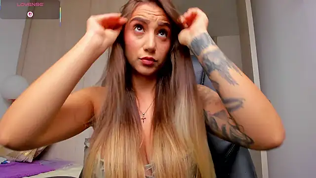StacyConner online show from May 20, 2026, 9:23 pm