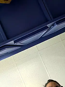 Snapshot of Nikkierosee chatting on October 9, 2025, 3:45 pm Nikkierosee online show from October 9, 2025, 3:45 pm